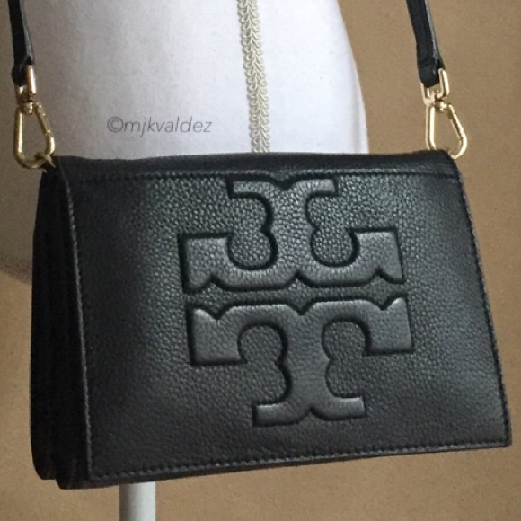 Tory Burch Handbags - Tory Burch Large Bombe T Crossbody Bag